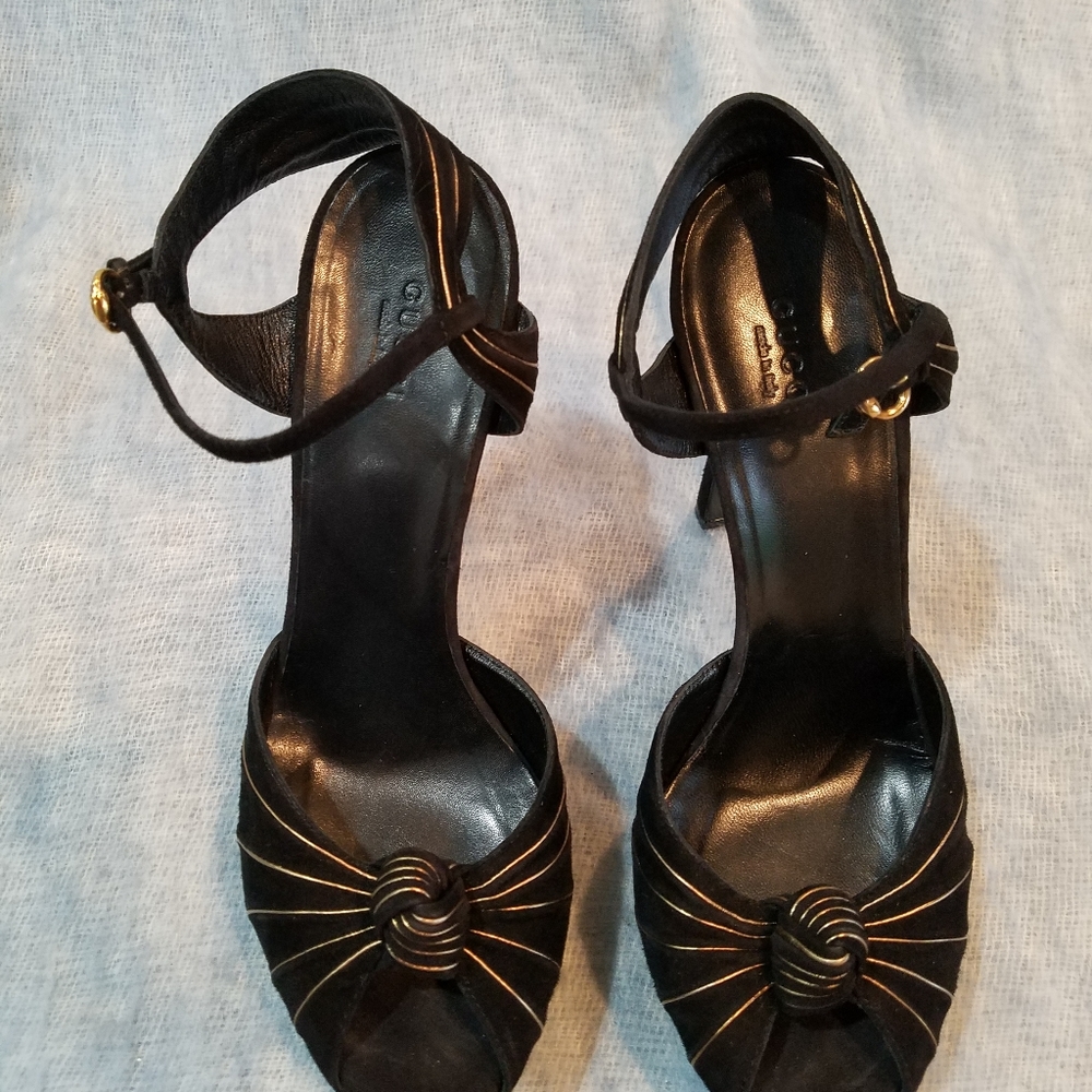 Authentic Gucci Black, Leather Stirrup Platform